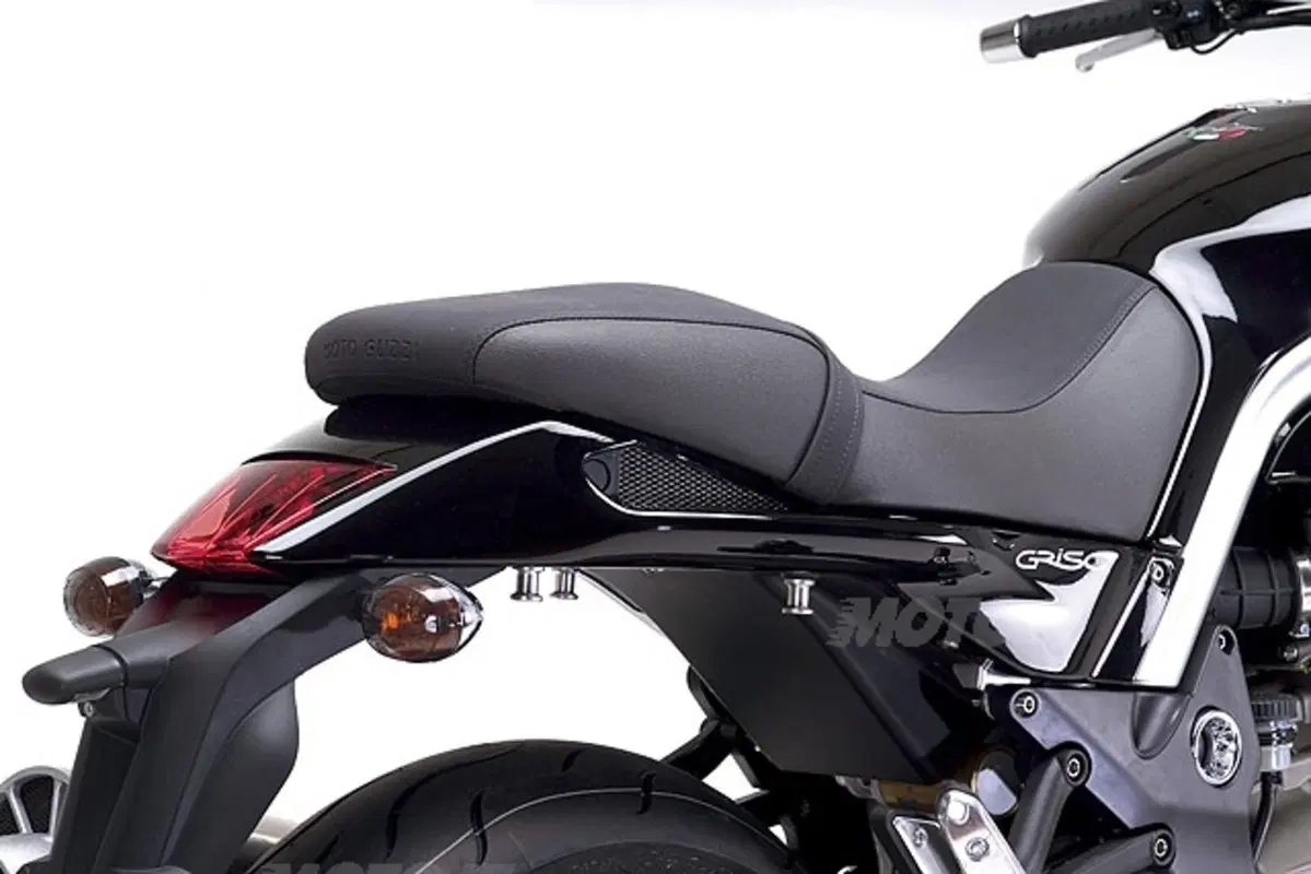 MOTO GUZZI Griso (11)