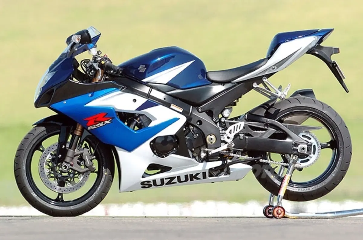 SUZUKI GSX R 1000