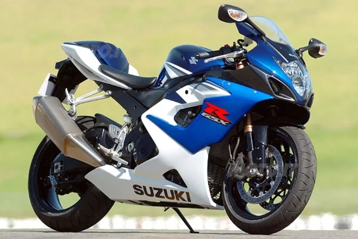 SUZUKI GSX R 1000 (5)