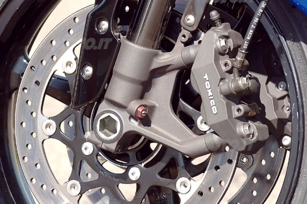 SUZUKI GSX R 1000 (13)
