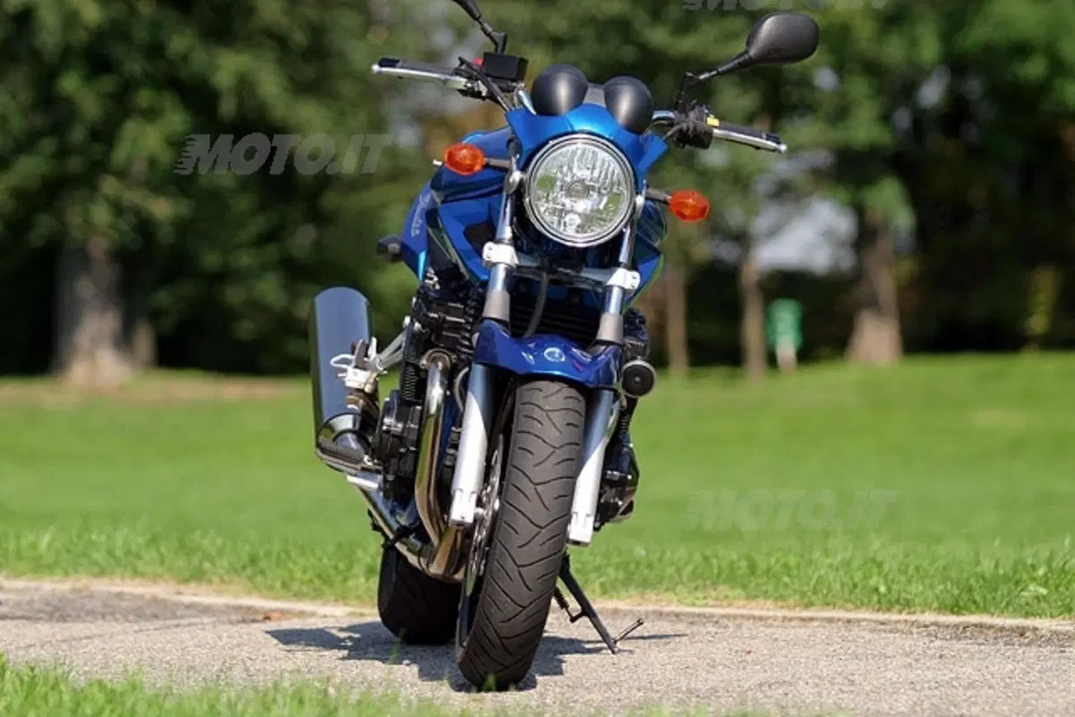 SUZUKI GSF 650 Bandit (5)