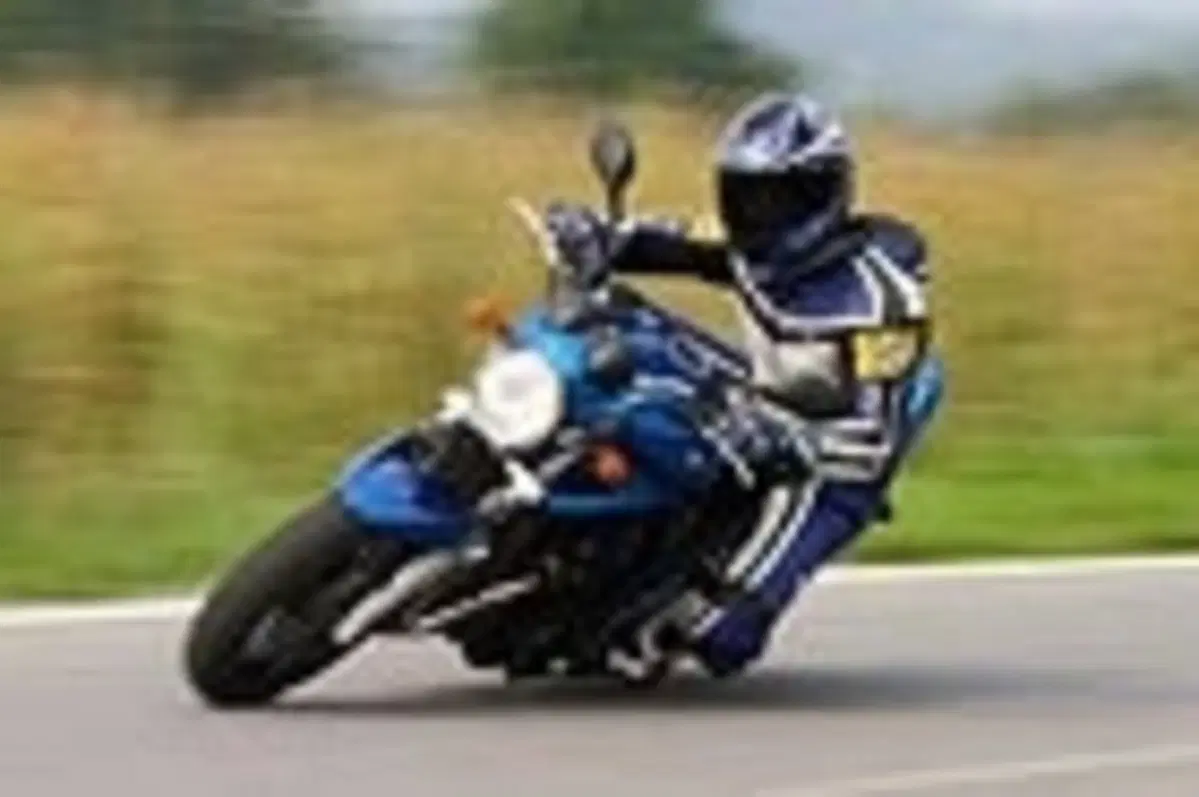 SUZUKI GSF 650 Bandit (22)