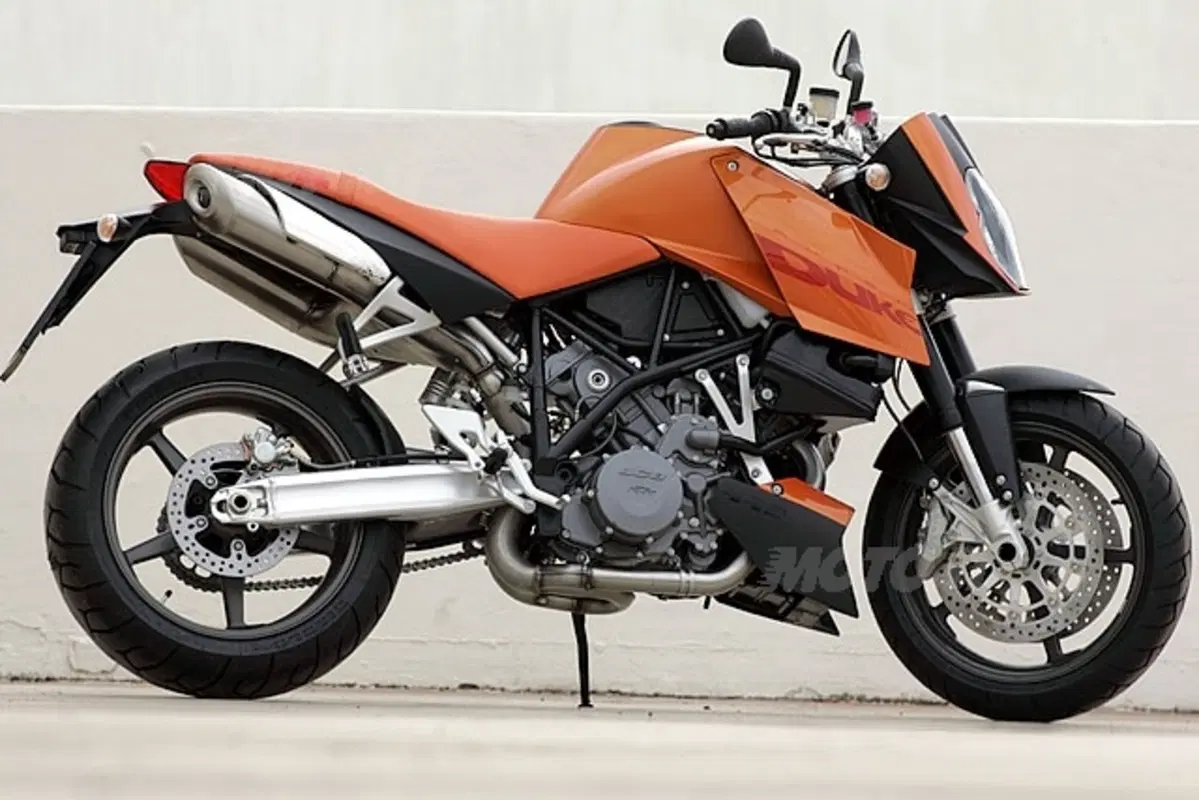 KTM 990 Super Duke (3)