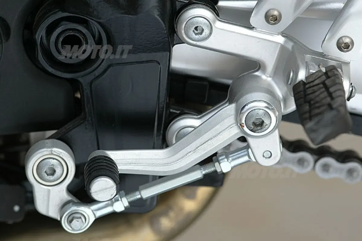 KTM 990 Super Duke (17)