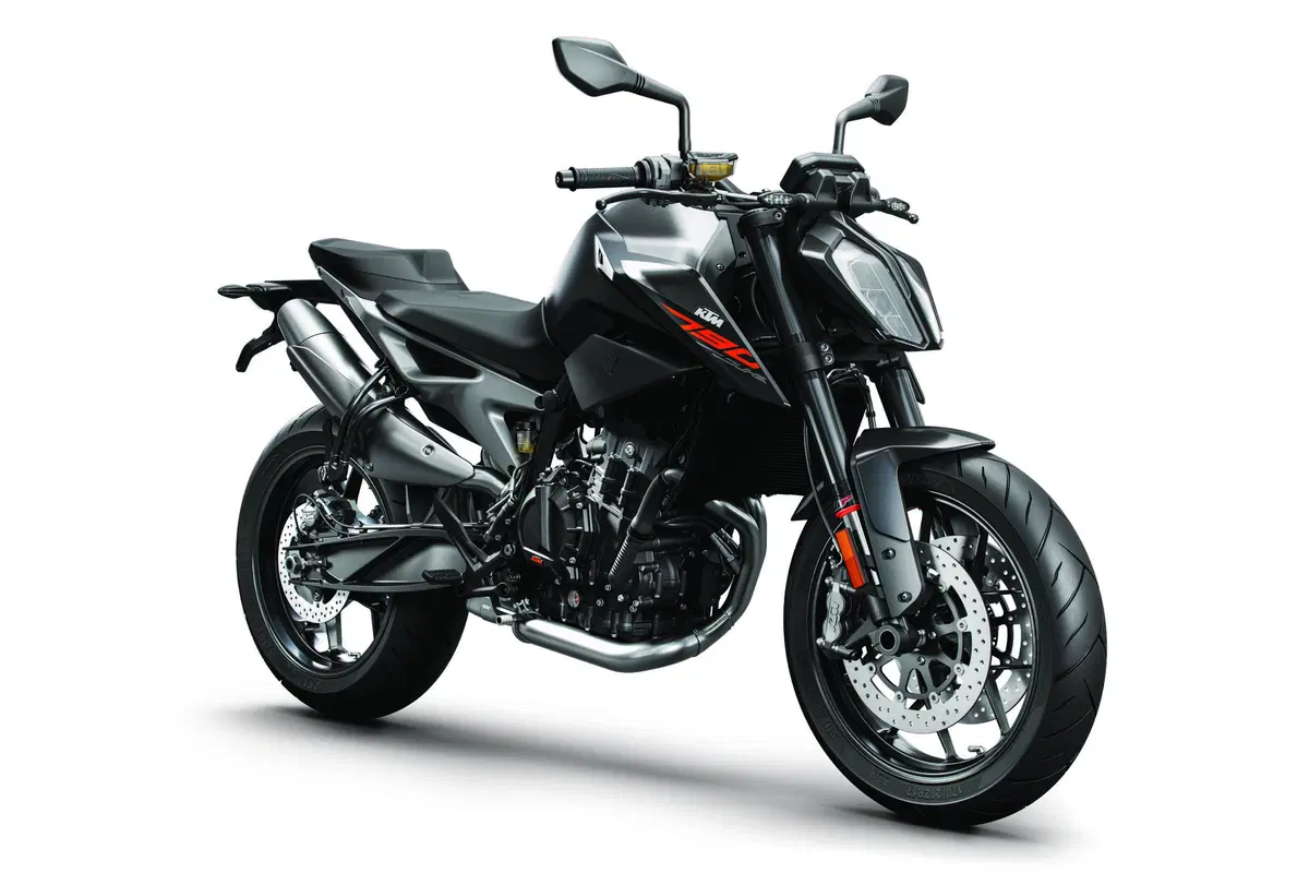 KTM 790 Duke. Media pronta gara  (6)