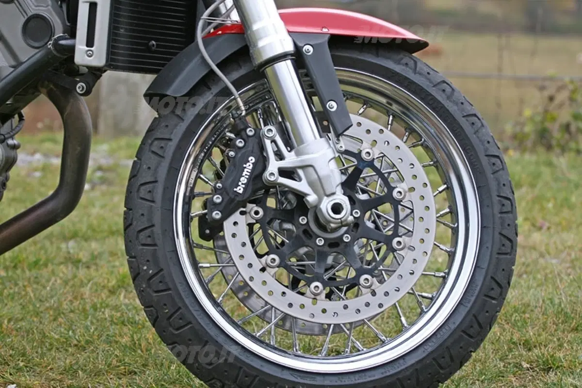 MOTO MORINI 9 1/2 (9)