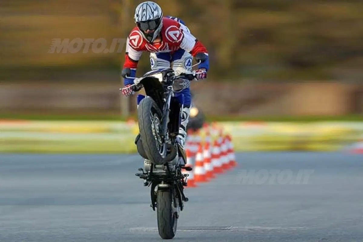 YAMAHA DT125RE - DT125X (4)