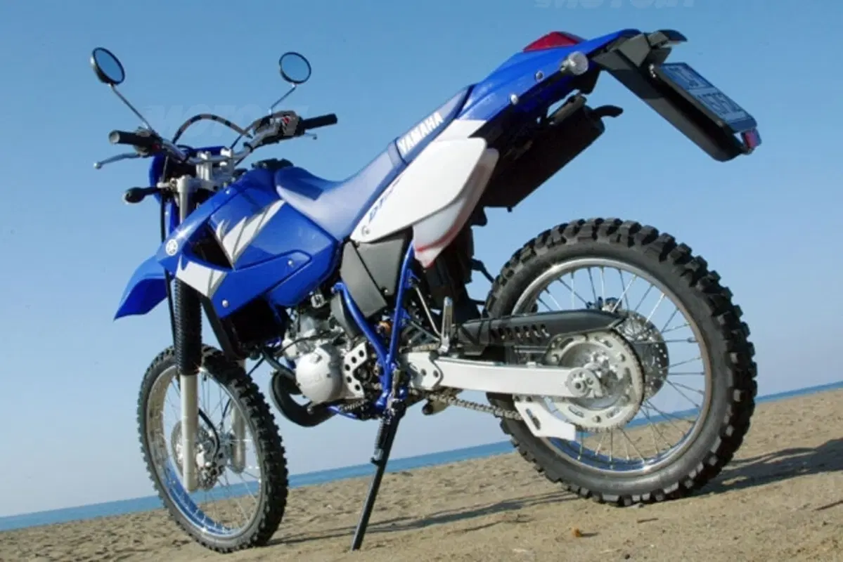 YAMAHA DT125RE - DT125X (5)
