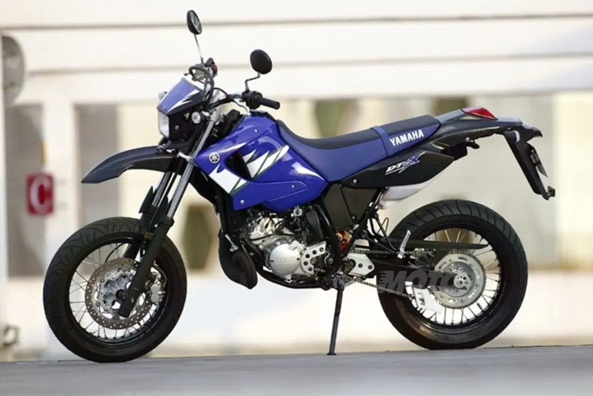 YAMAHA DT125RE - DT125X (10)