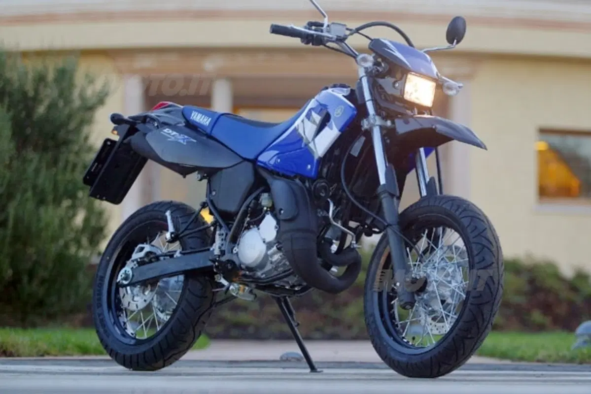 YAMAHA DT125RE - DT125X (11)