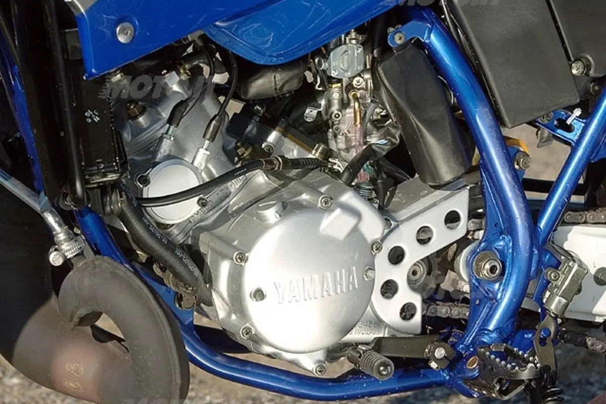 YAMAHA DT125RE - DT125X (15)