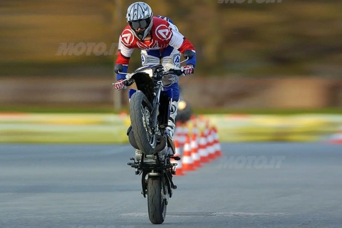 YAMAHA DT125RE - DT125X (24)