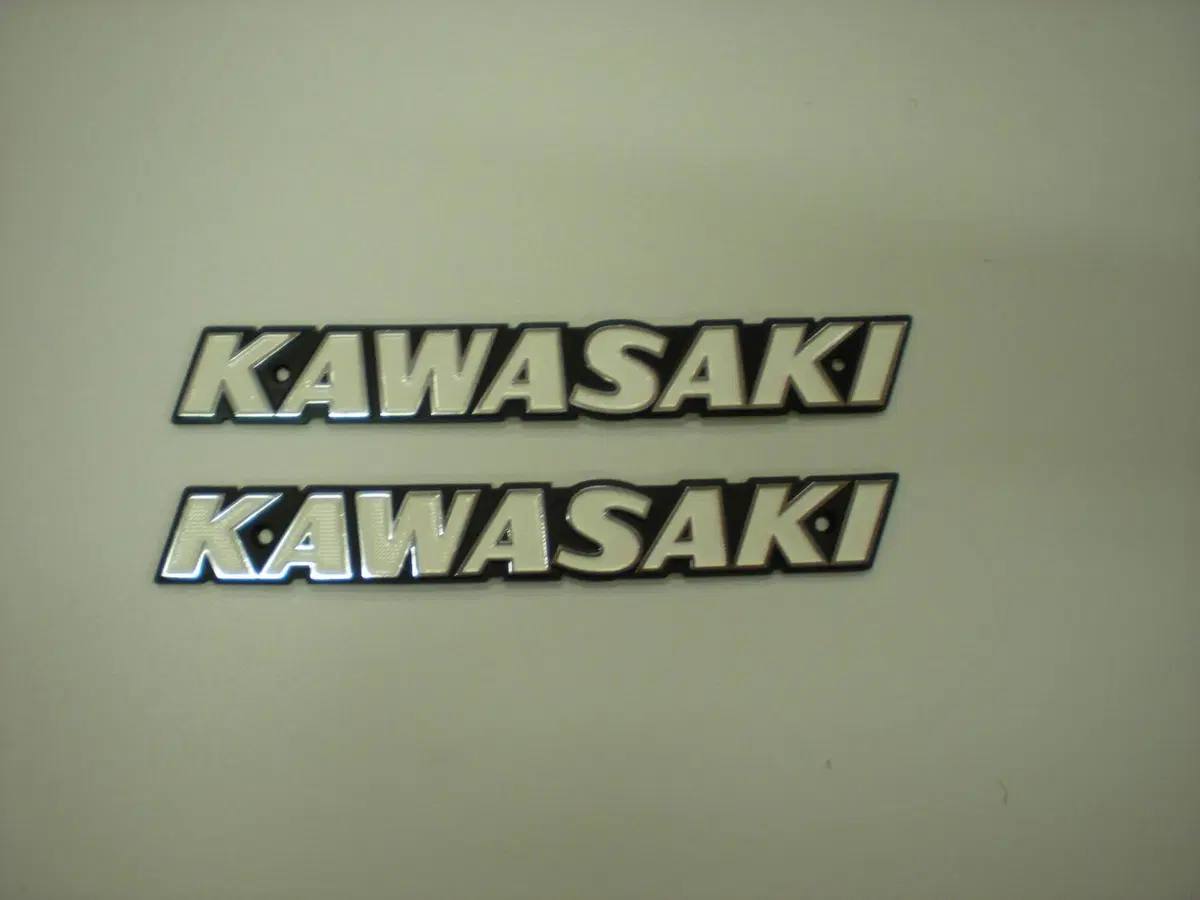 Emblema serbatoio - 560141006 Kawasaki