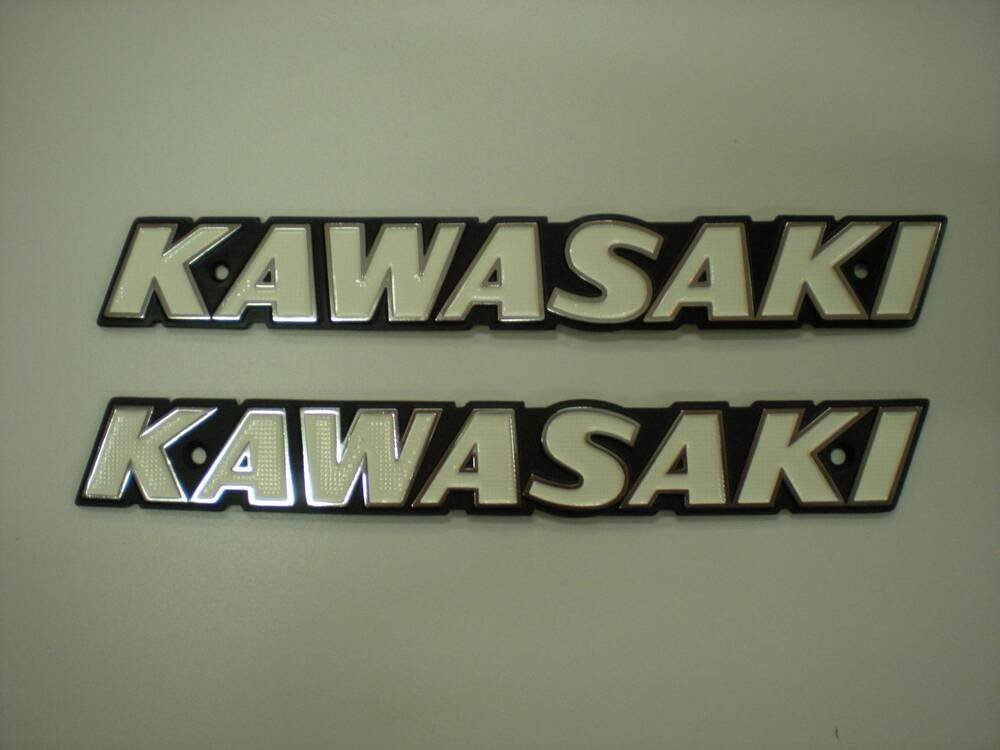 Emblema serbatoio Kawasaki (2)