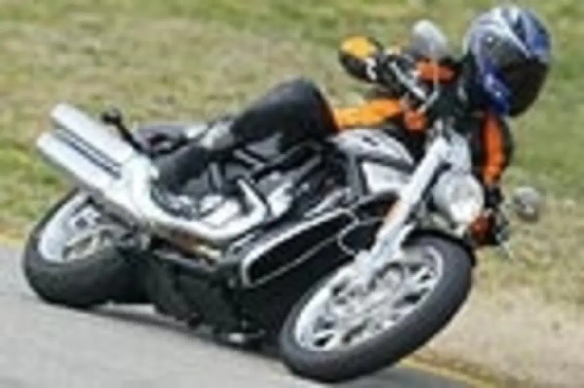 HARLEY DAVIDSON 1130 VRSCR Street Rod (19)