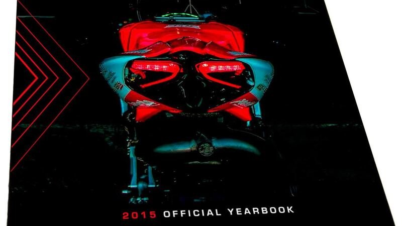 Libri per motociclisti. &quot;Barni Racing Team 2015 Yearbook Official&quot;