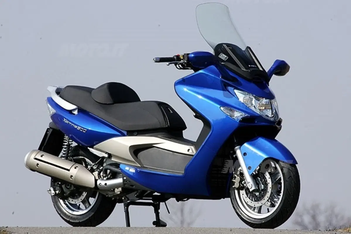 KYMCO Xciting 500 (3)