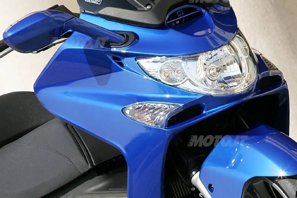 KYMCO Xciting 500 (7)