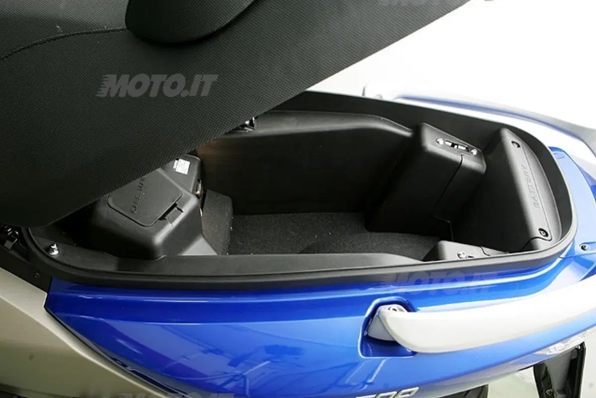 KYMCO Xciting 500 (10)