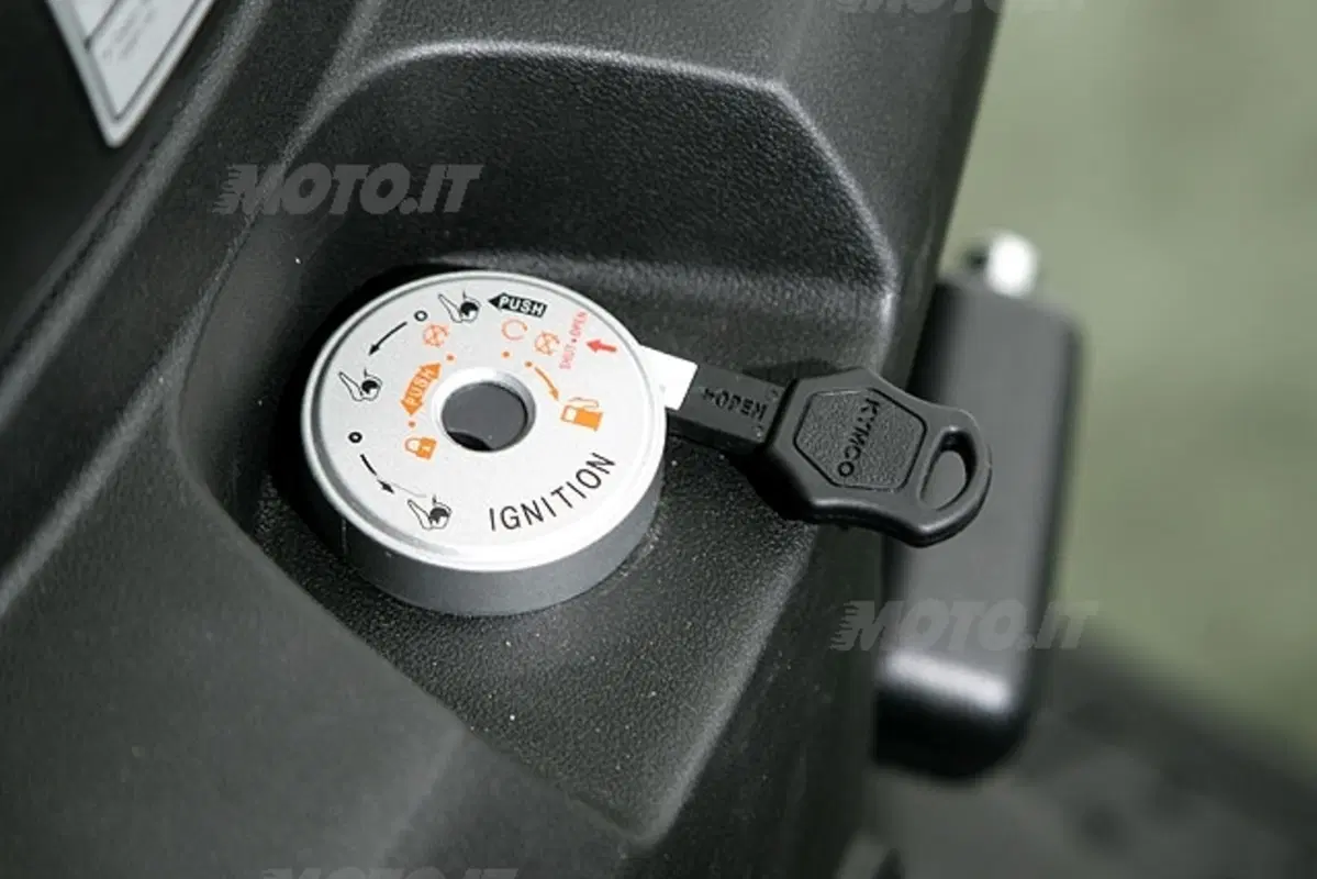 KYMCO Xciting 500 (13)