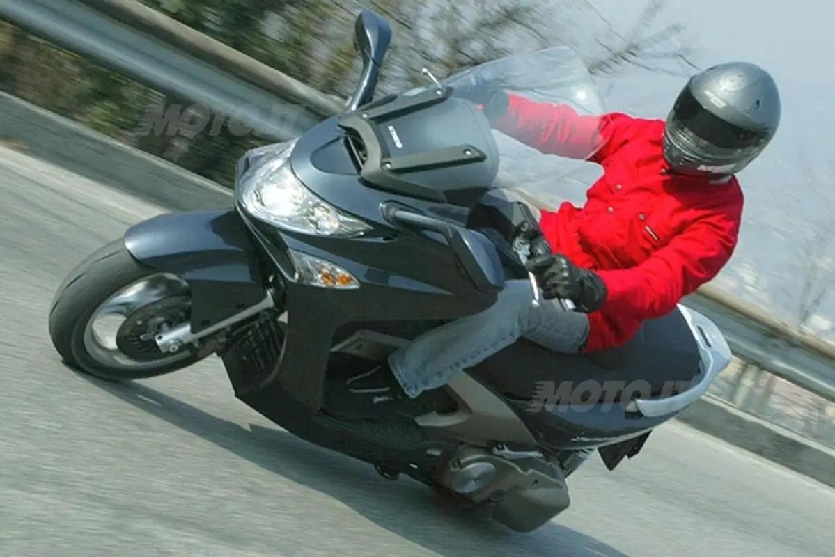 KYMCO Xciting 500 (14)