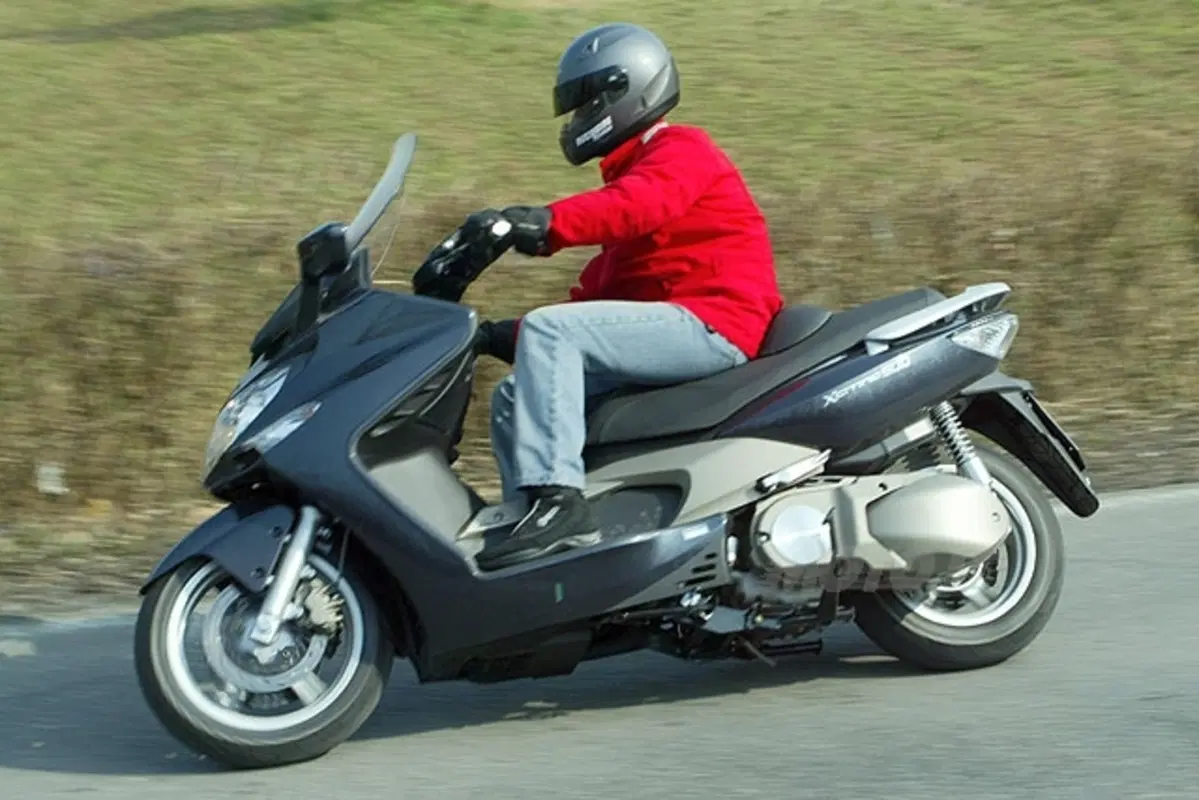 KYMCO Xciting 500 (17)