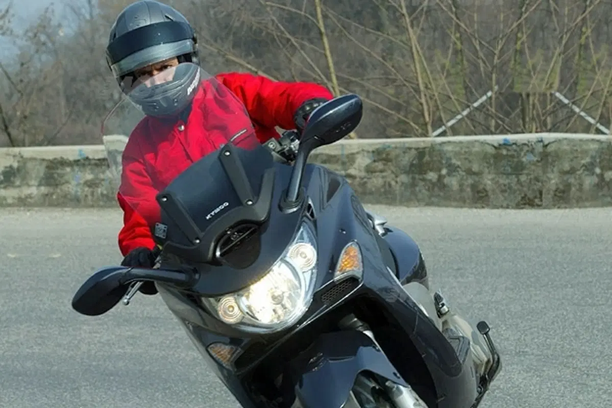 KYMCO Xciting 500 (22)