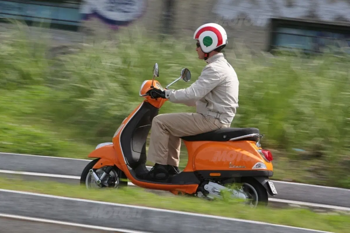 VESPA LX 50 4Valvole (12)