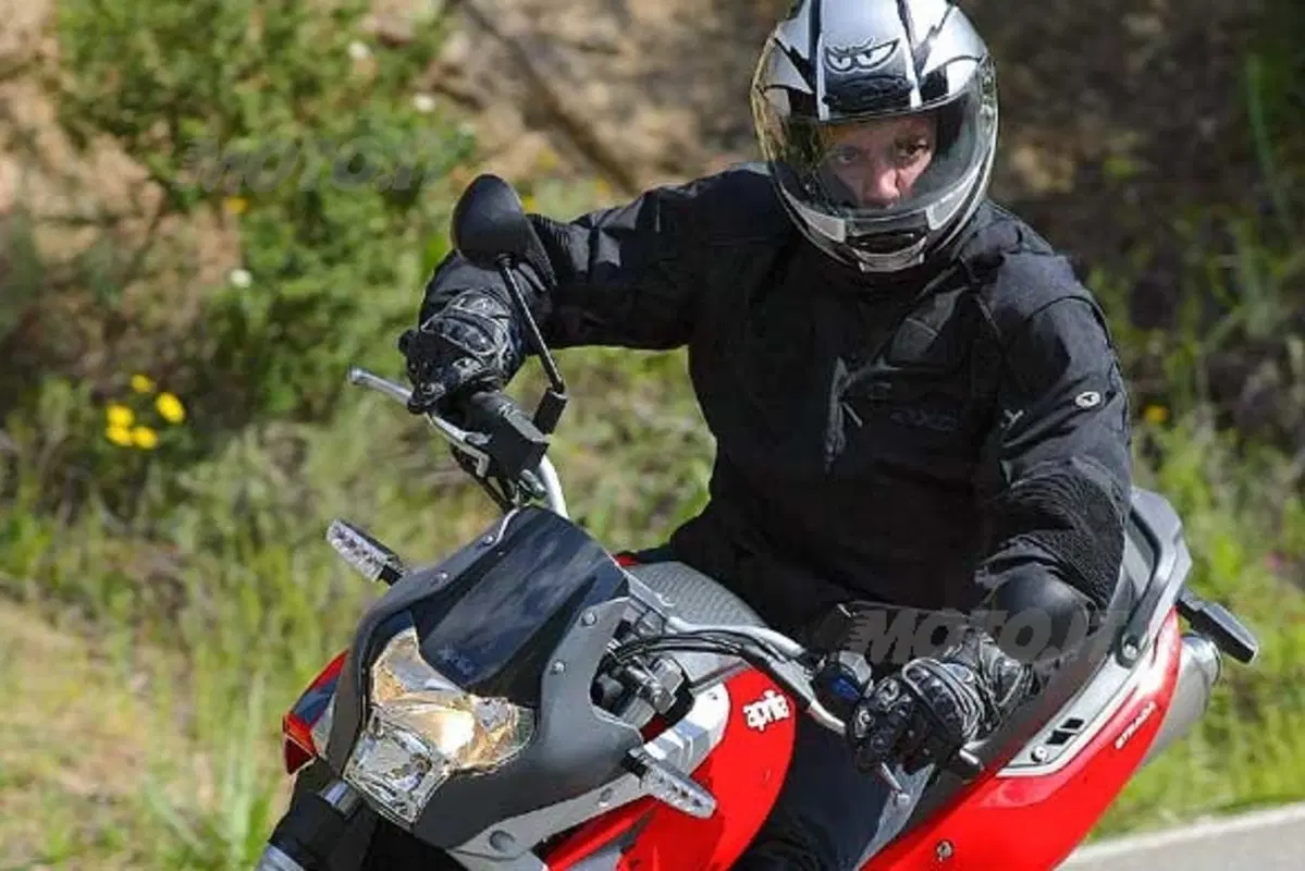 APRILIA Pegaso 650 Strada (4)