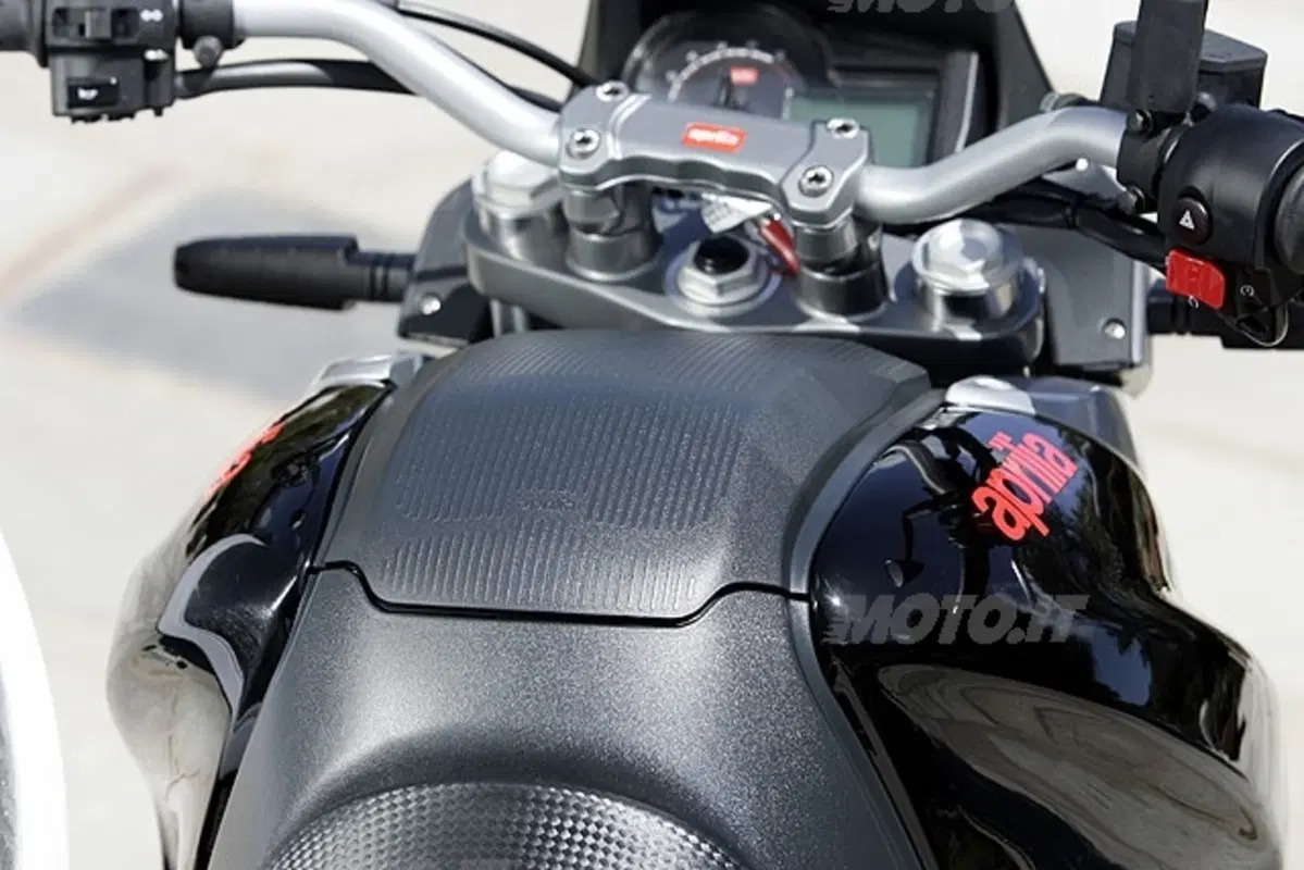 APRILIA Pegaso 650 Strada (7)