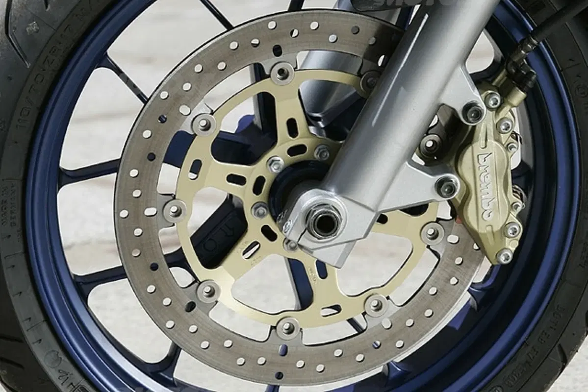APRILIA Pegaso 650 Strada (13)
