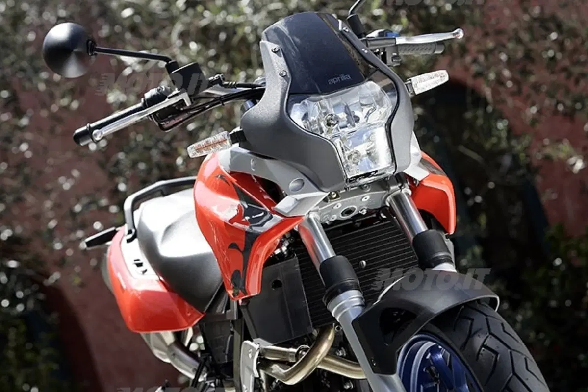 APRILIA Pegaso 650 Strada (15)