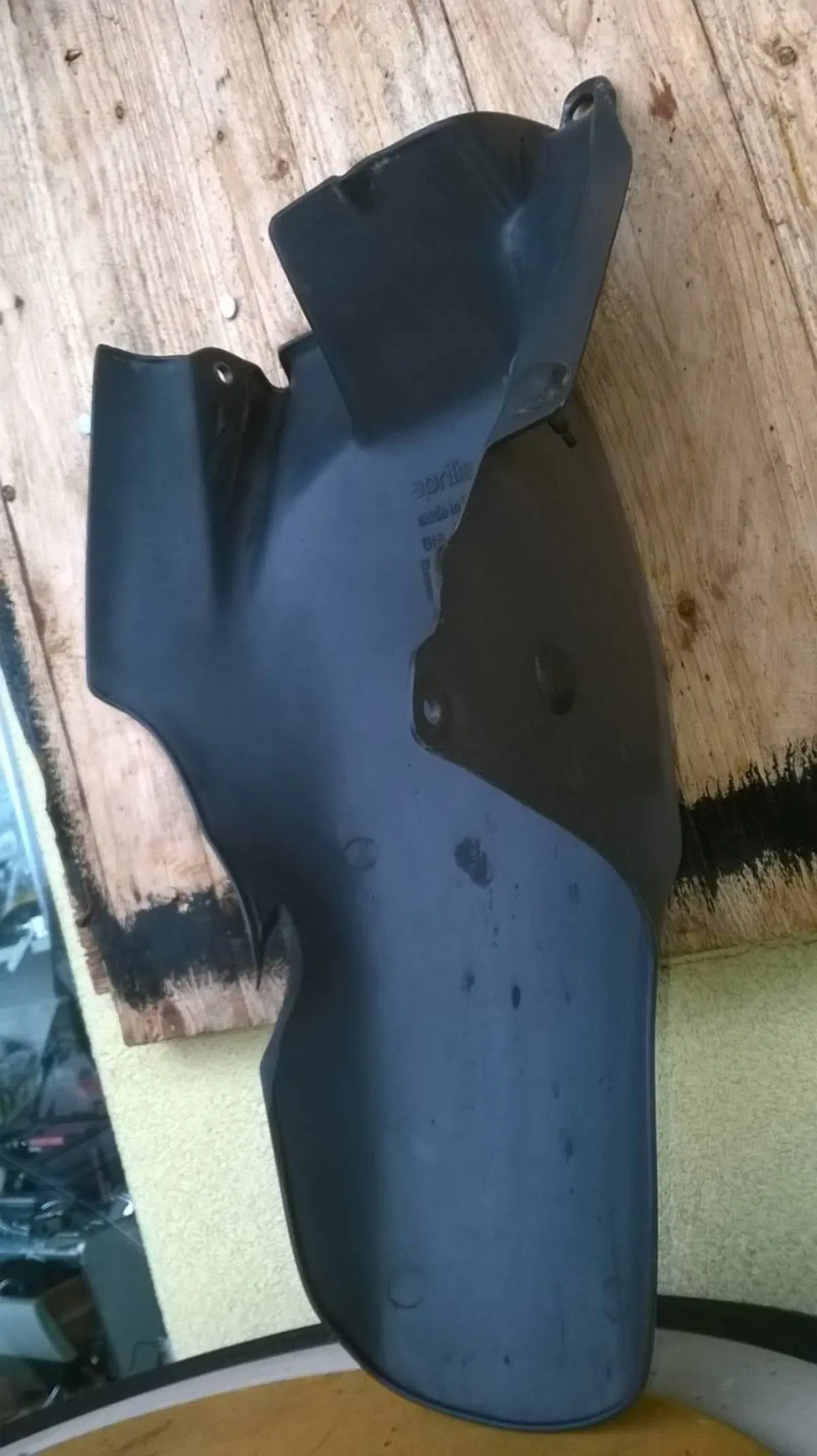 Parafango posteriore Aprilia Leonardo (6)
