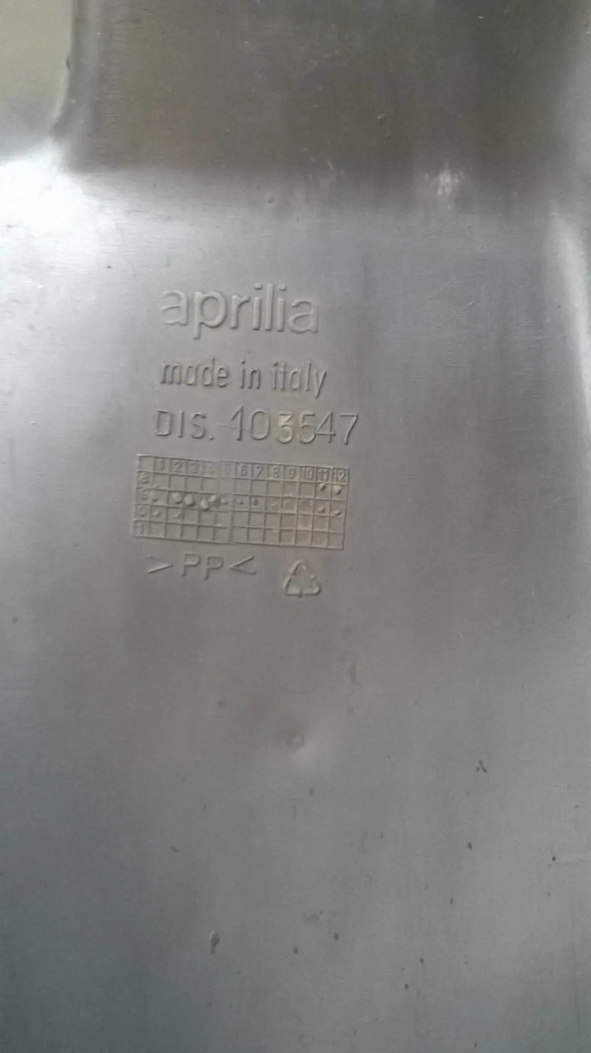 Parafango posteriore Aprilia Leonardo (7)