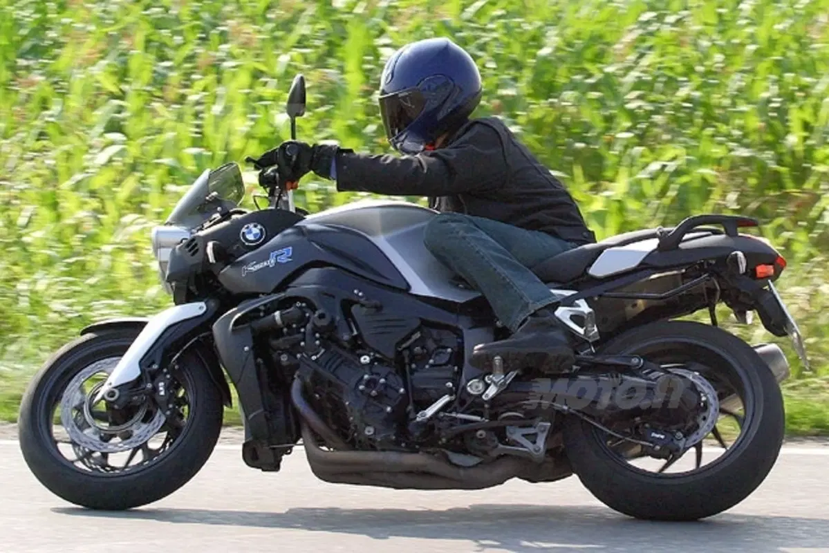 BMW K 1200 R (17)