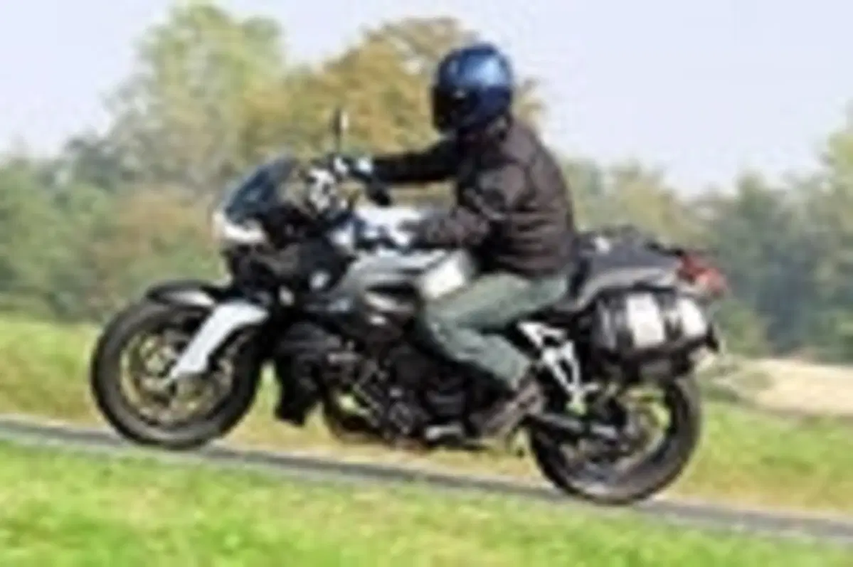 BMW K 1200 R (18)