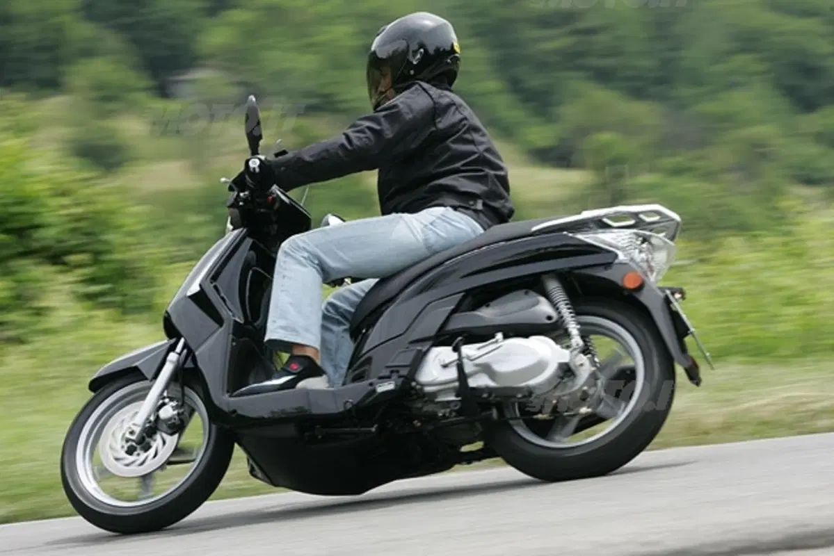 KYMCO People S 200 (50 - 125) (17)