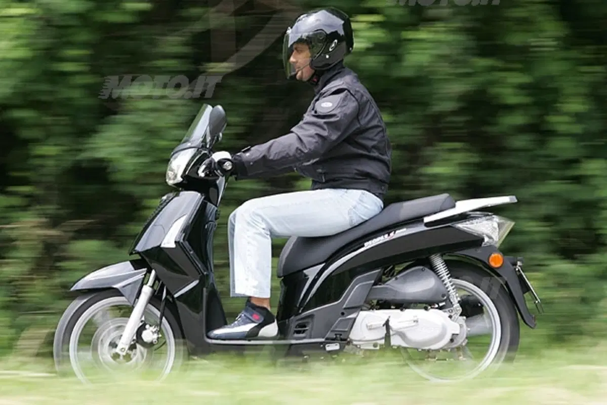 KYMCO People S 200 (50 - 125) (24)