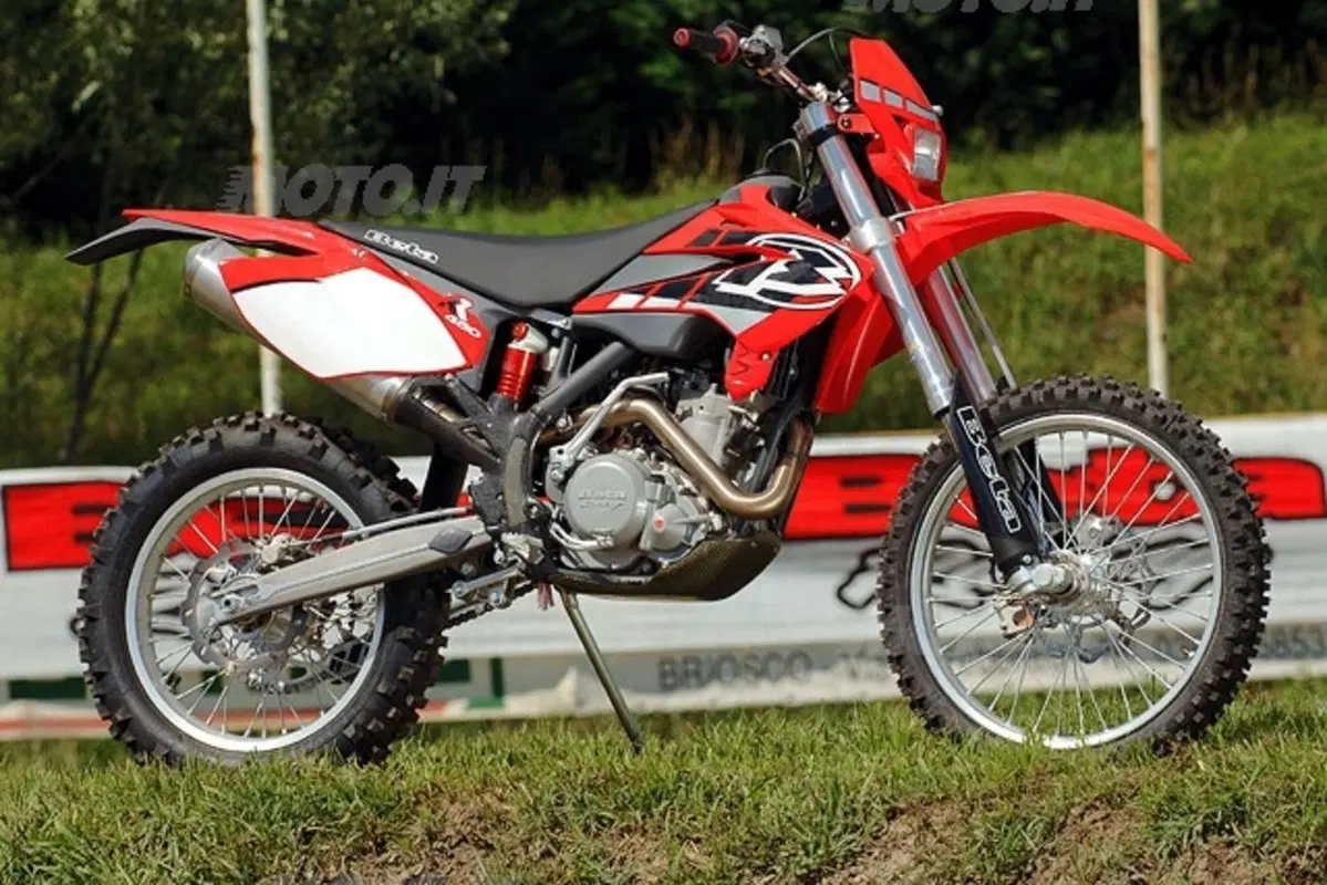 BETA Enduro RR 4T (3)