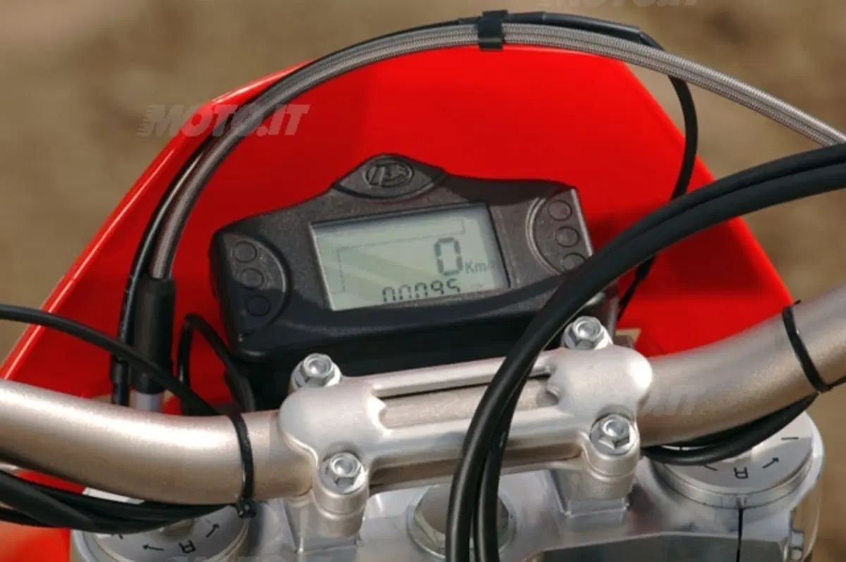 BETA Enduro RR 4T (7)