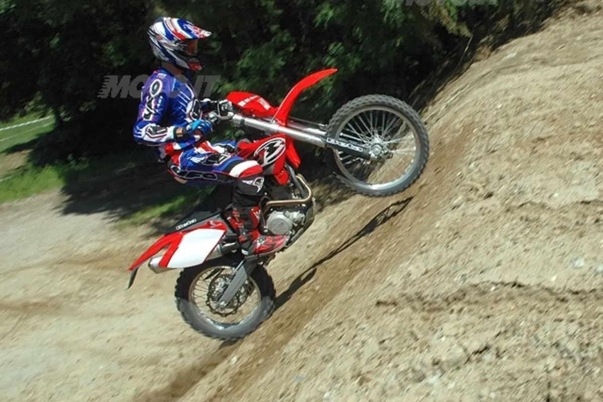 BETA Enduro RR 4T (23)