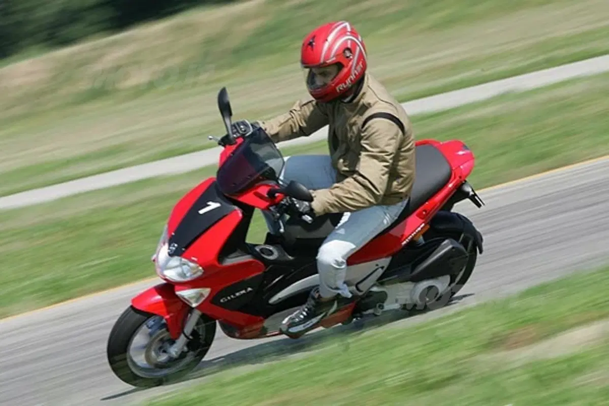 GILERA Runner (6)