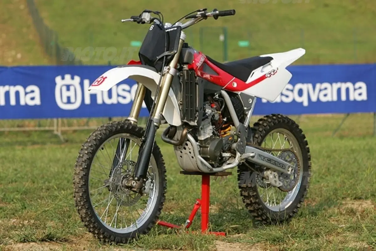 HUSQVARNA 2006 (3)