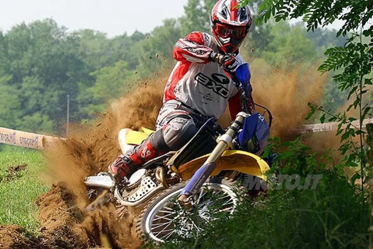 HUSQVARNA 2006 (4)