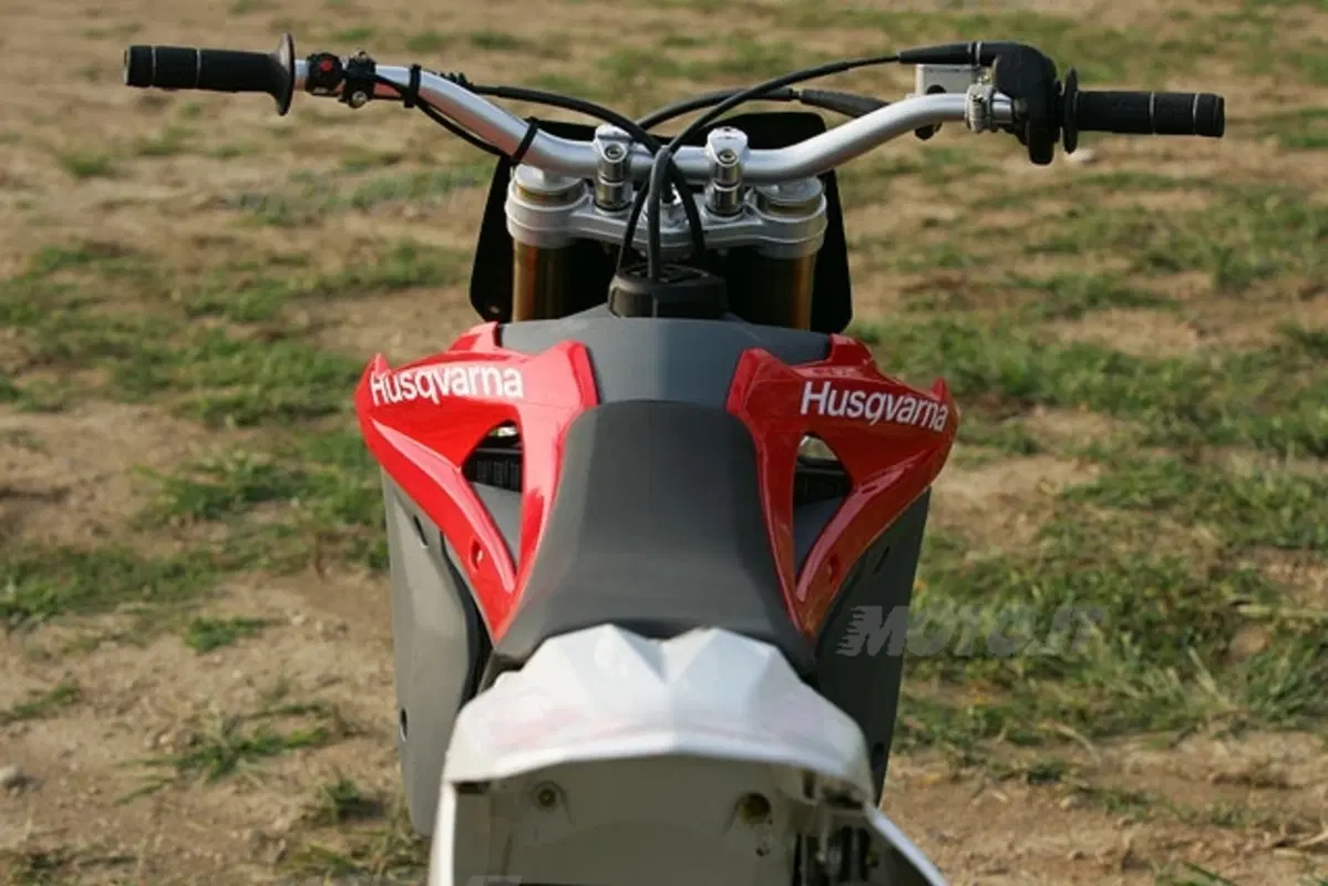 HUSQVARNA 2006 (7)