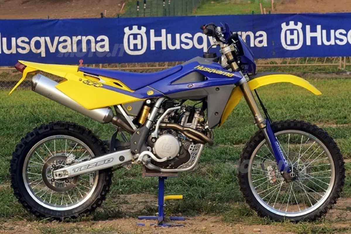 HUSQVARNA 2006 (13)
