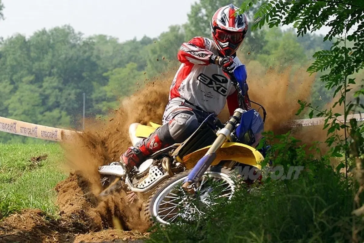HUSQVARNA 2006 (20)