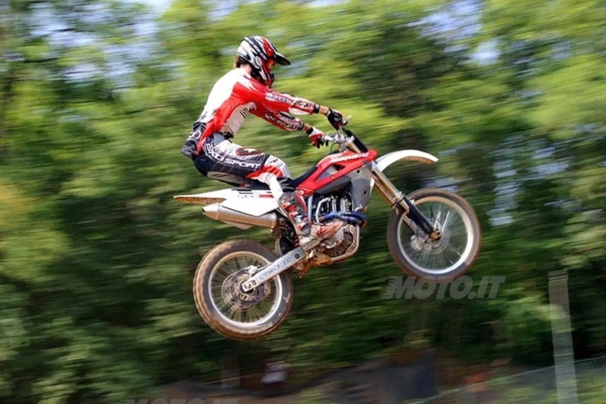 HUSQVARNA 2006 (21)