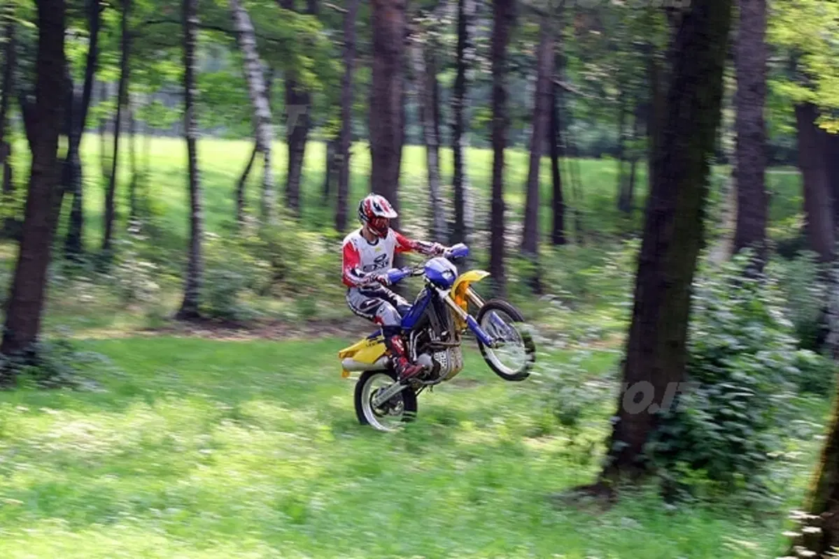 HUSQVARNA 2006 (22)