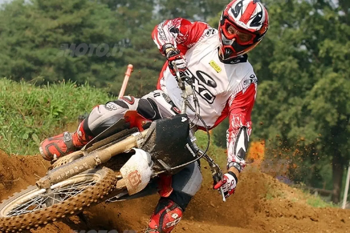 HUSQVARNA 2006 (23)